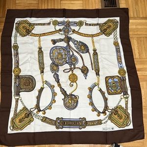 BELLOTTI scarf, 100% silk.